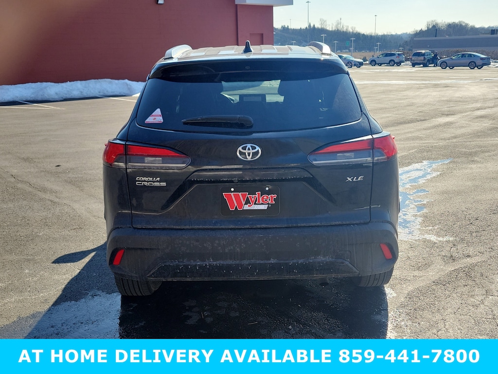Used 2024 Toyota Corolla Cross XLE 2WD SUV