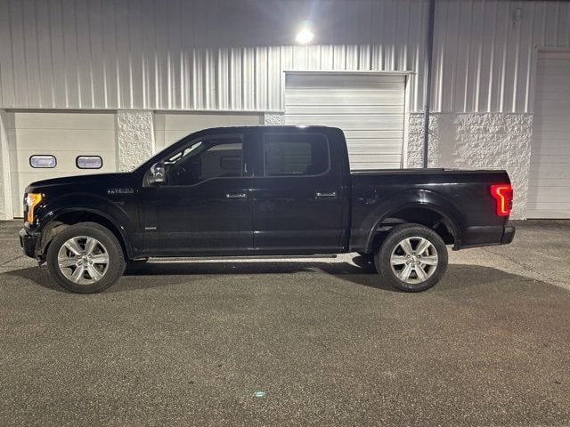 2016 Ford F-150 Platinum's photo
