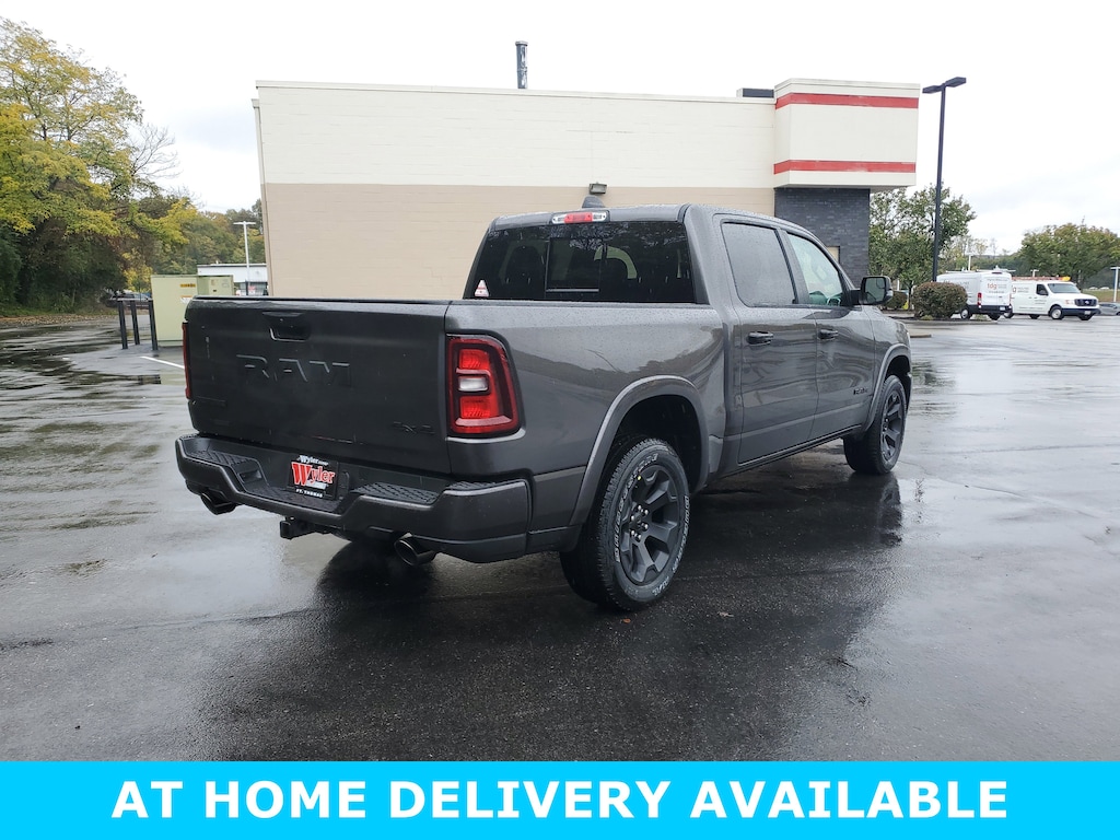 New 2026 Ram 1500 BIG HORN CREW CAB 4X4 5'7 BOX Pickup