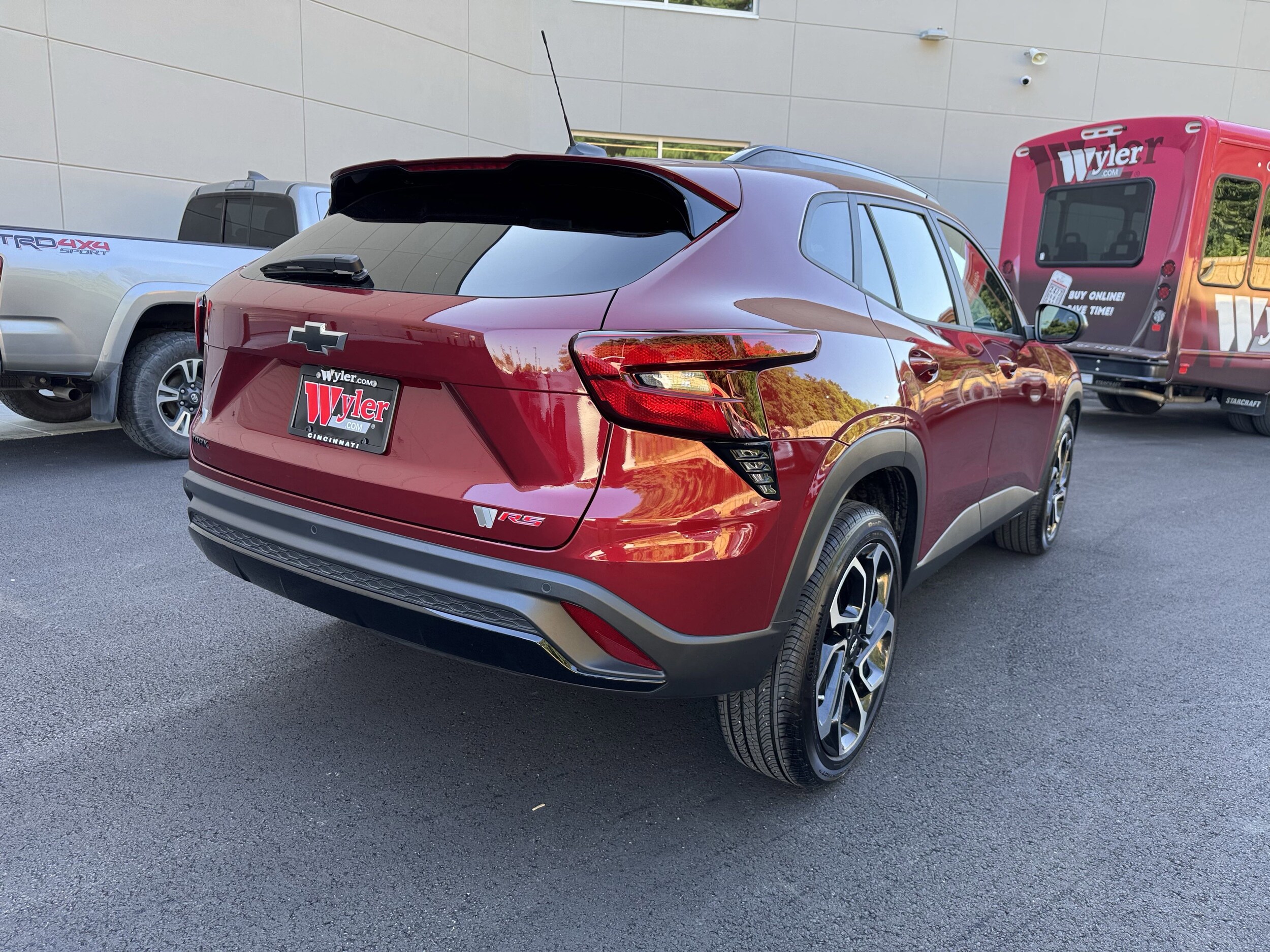 2025 Chevrolet Trax photo 3