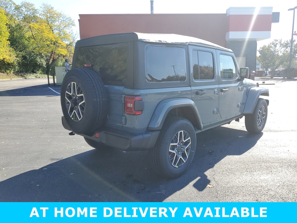 New 2026 Jeep Wrangler 4-DOOR SAHARA Sport Utility