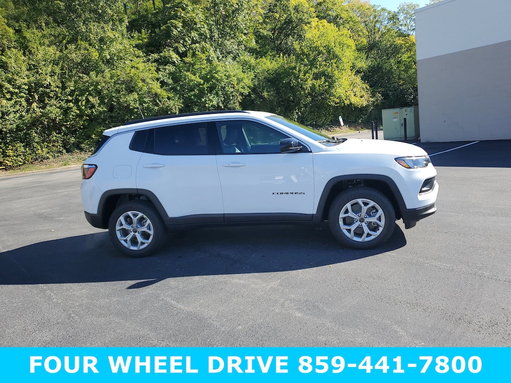 New 2026 Jeep Compass LATITUDE ALTITUDE 4X4 Sport Utility