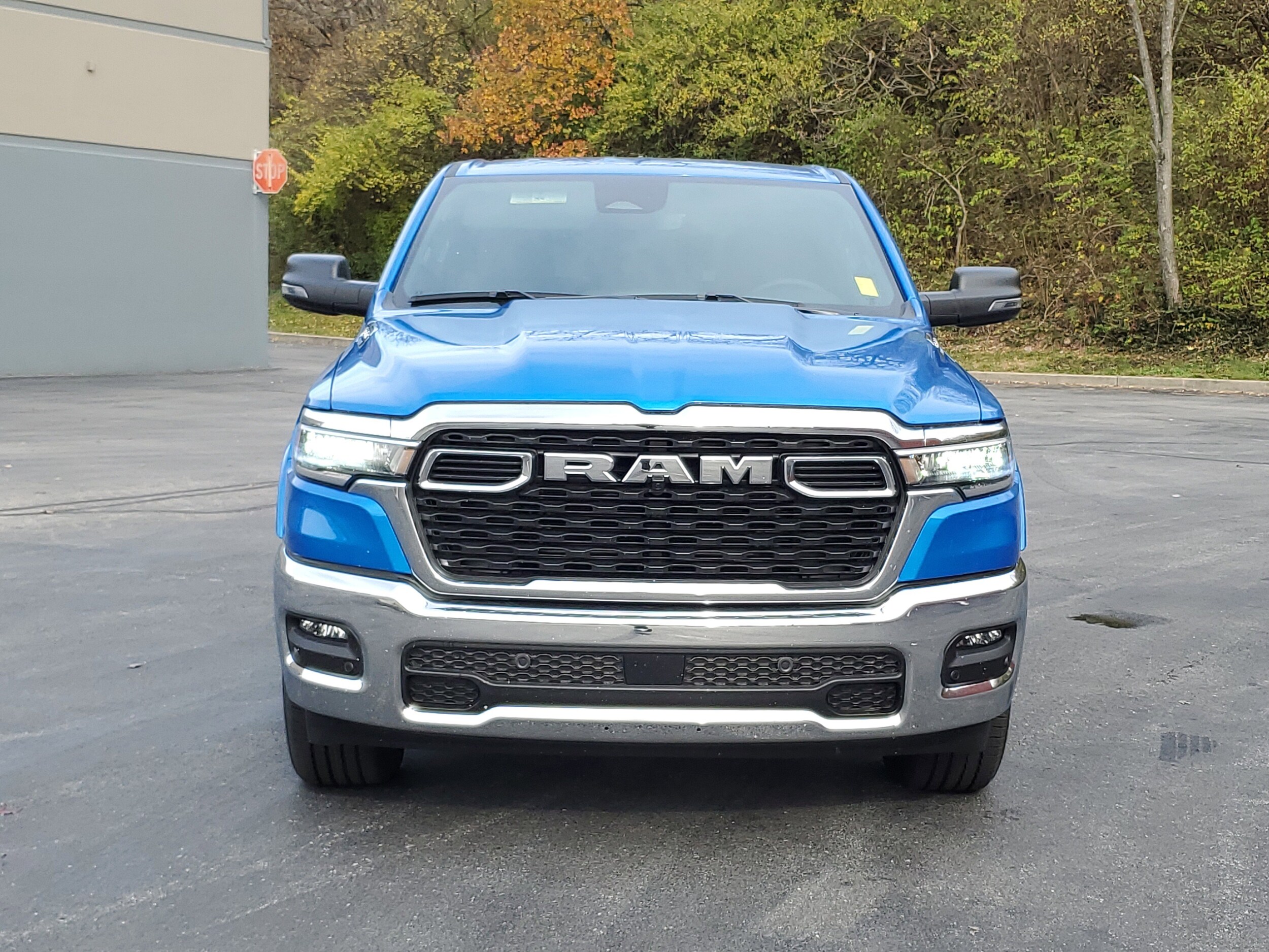 2025 Ram 1500 Big Horn photo 2