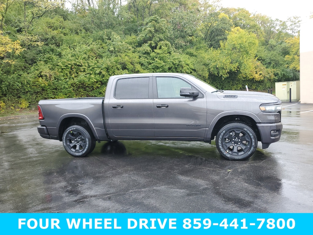 New 2026 Ram 1500 BIG HORN CREW CAB 4X4 5'7 BOX Pickup