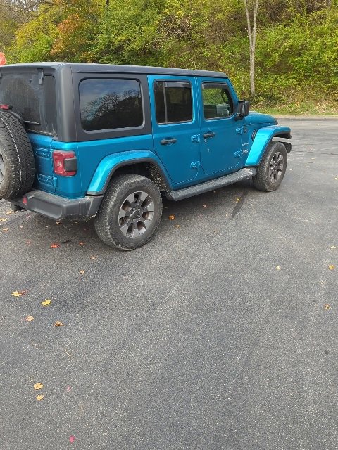 2020 Jeep Wrangler Unlimited Sahara photo 3