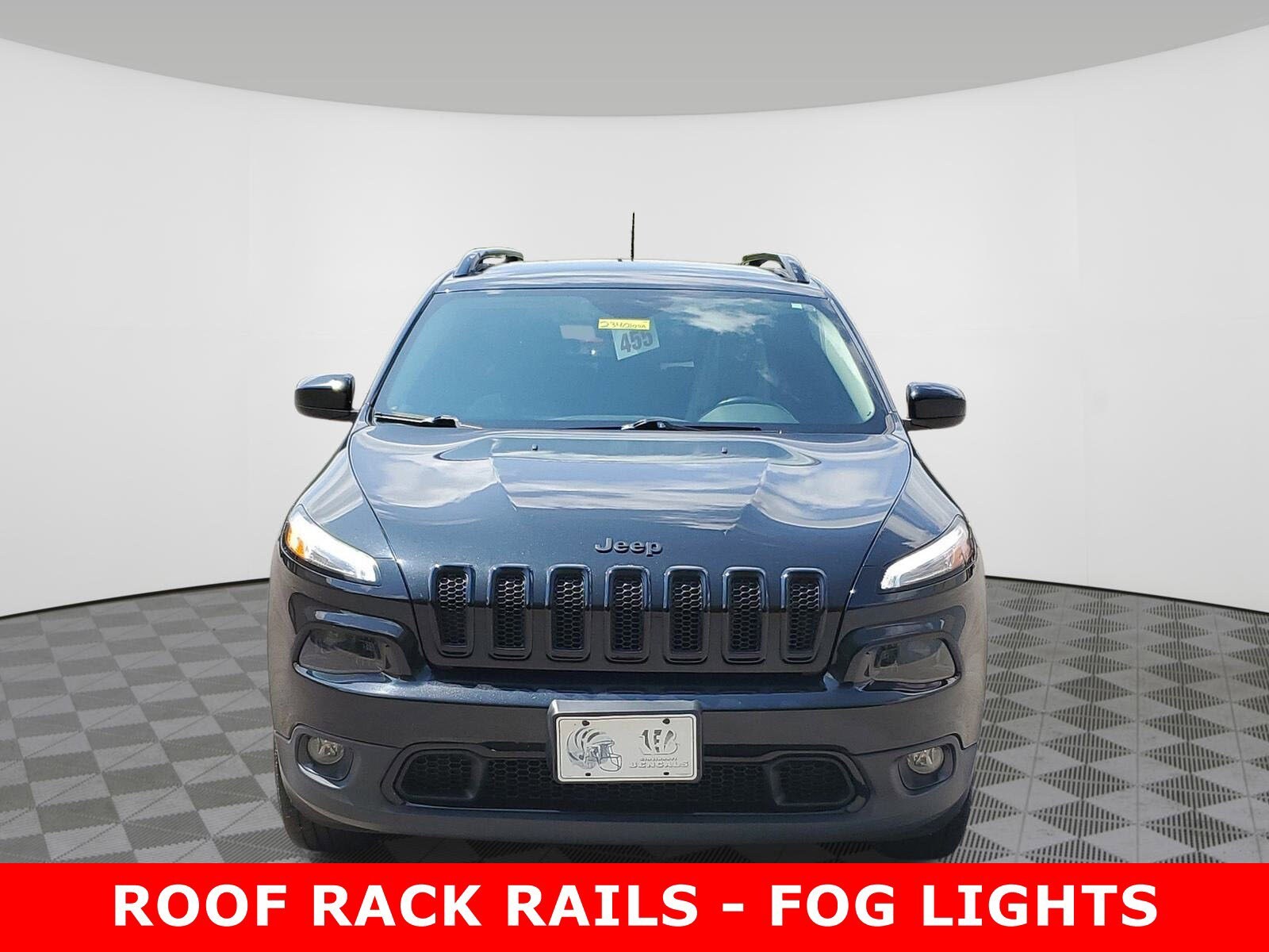 Used 2016 Jeep Cherokee Altitude with VIN 1C4PJMCS7GW131076 for sale in Fort Thomas, KY