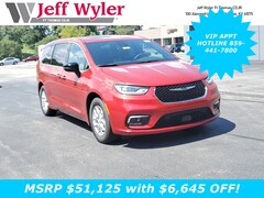 2026 Chrysler Pacifica SELECT Passenger Van Ft THomas