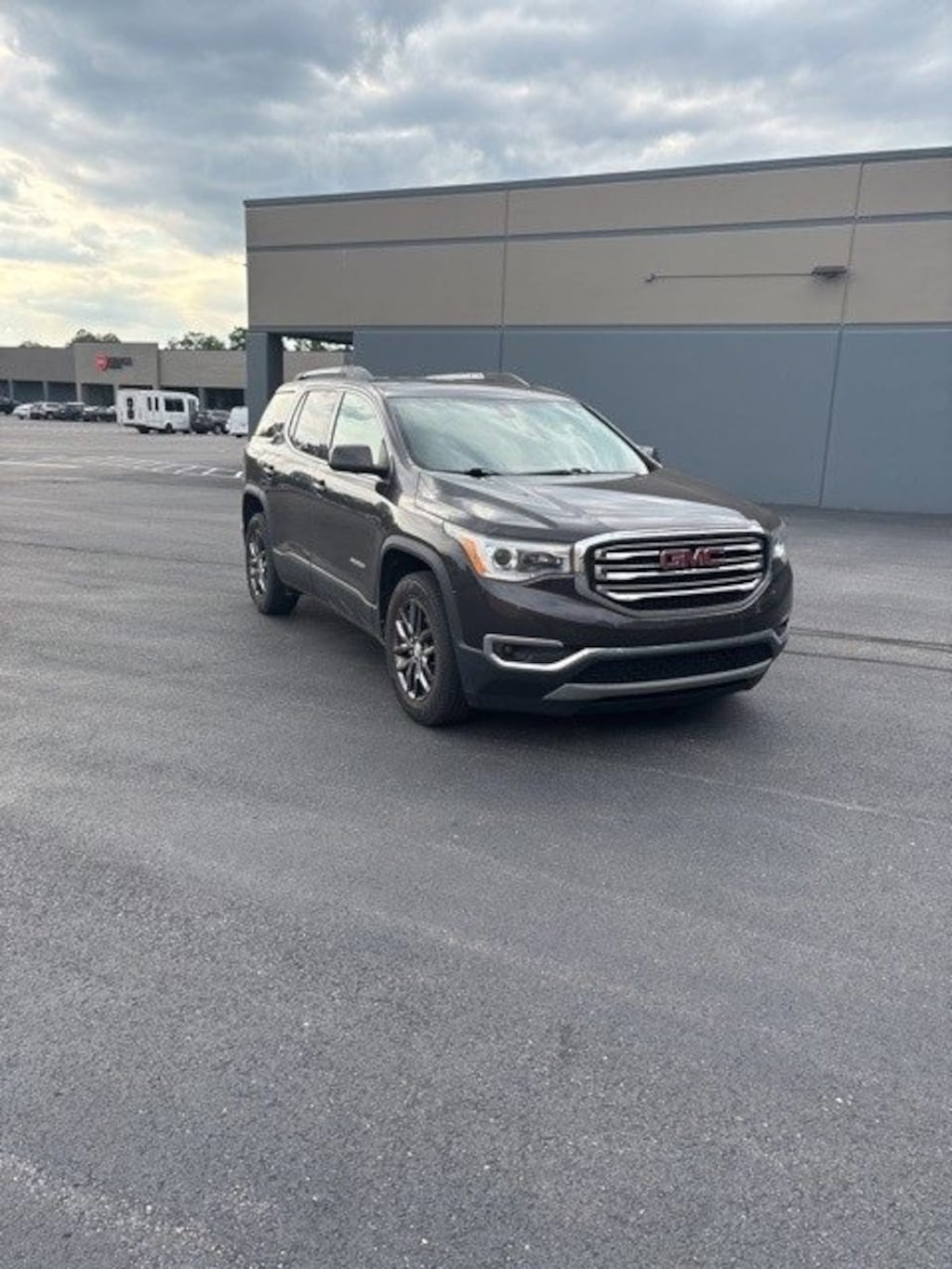 Used 2017 GMC Acadia FWD 4dr SLT w/SLT-1 SUV