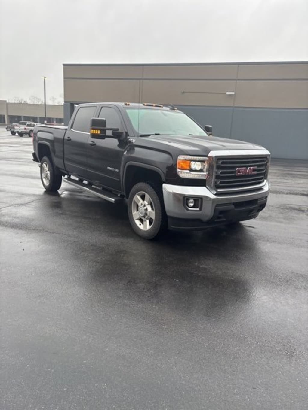 Used 2016 GMC Sierra 2500HD 4WD Crew Cab 153.7 SLE Truck Crew Cab