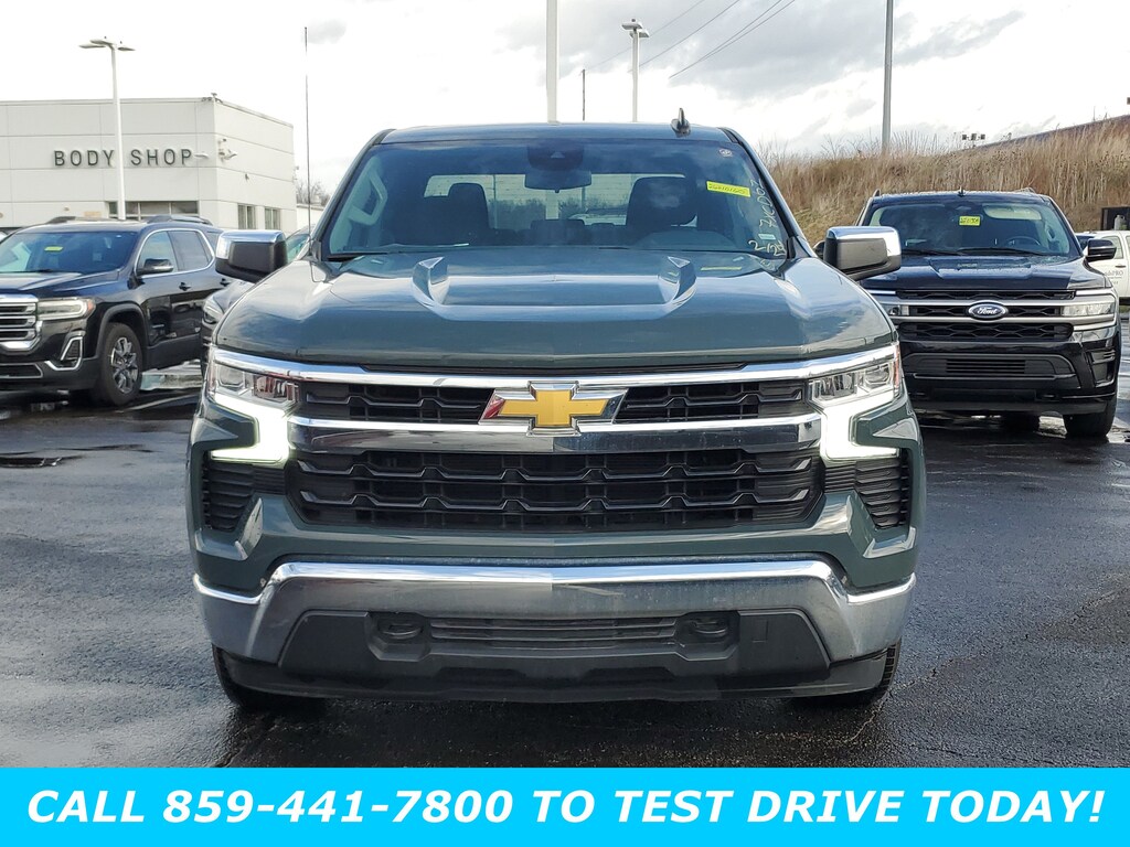 Used 2025 Chevrolet Silverado 1500 4WD Crew Cab 147 LT w/1LT Truck Crew Cab