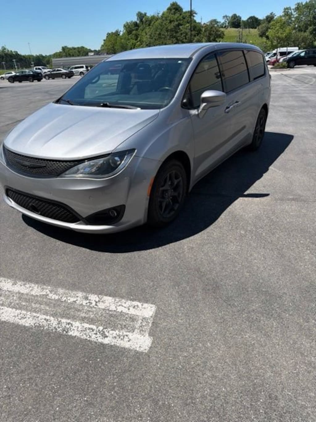 Used 2019 Chrysler Pacifica Touring Plus FWD Van Passenger Van