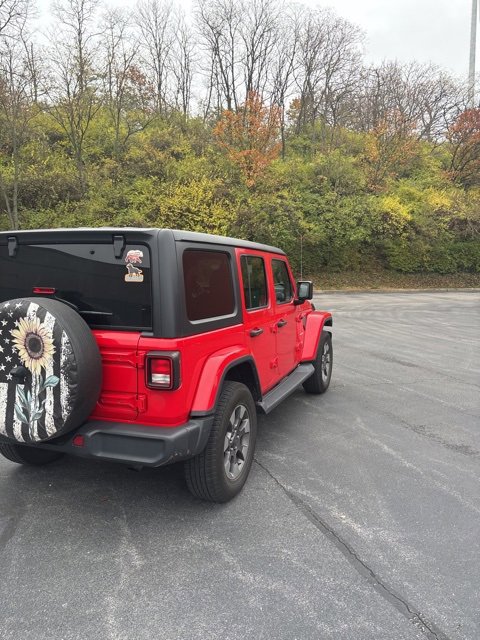 2020 Jeep Wrangler Unlimited Sahara photo 3