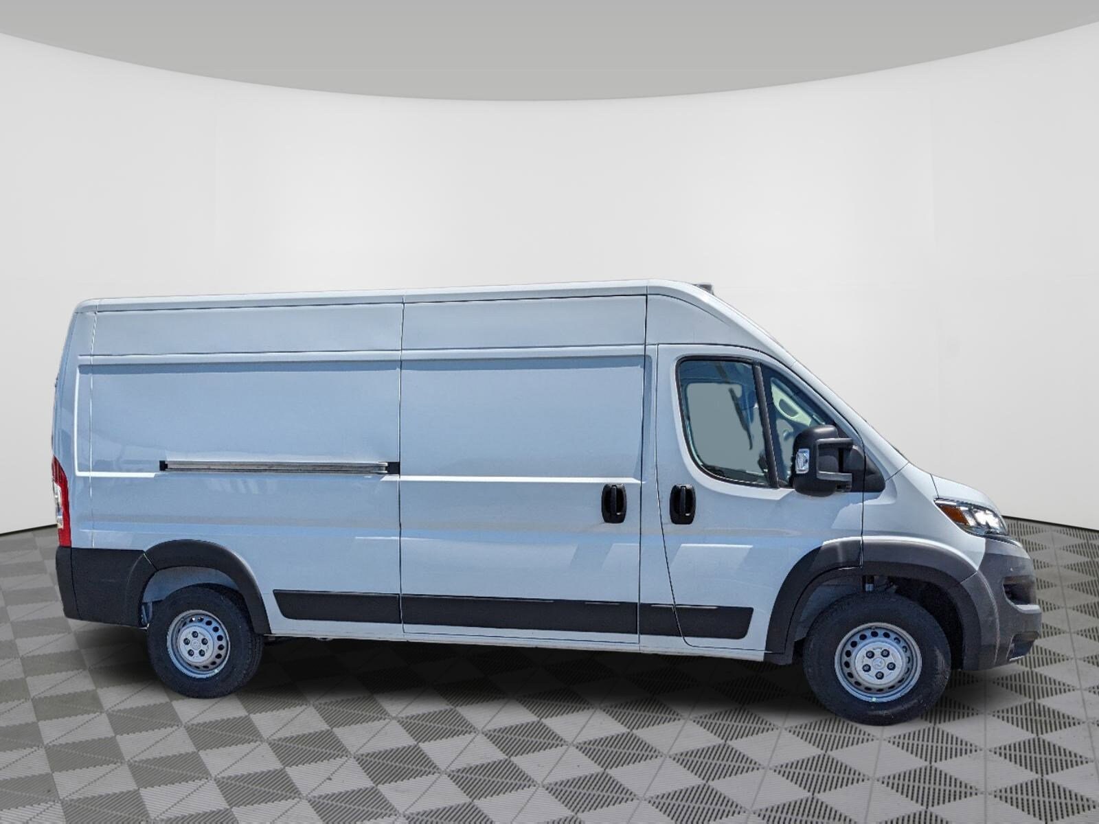 2024 Ram ProMaster 2500 photo 3