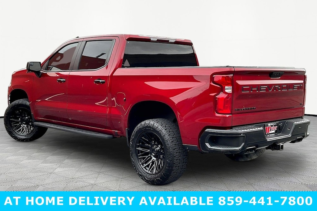 Used 2021 Chevrolet Silverado 1500 4WD Crew Cab 147 LT Trail Boss Truck Crew Cab