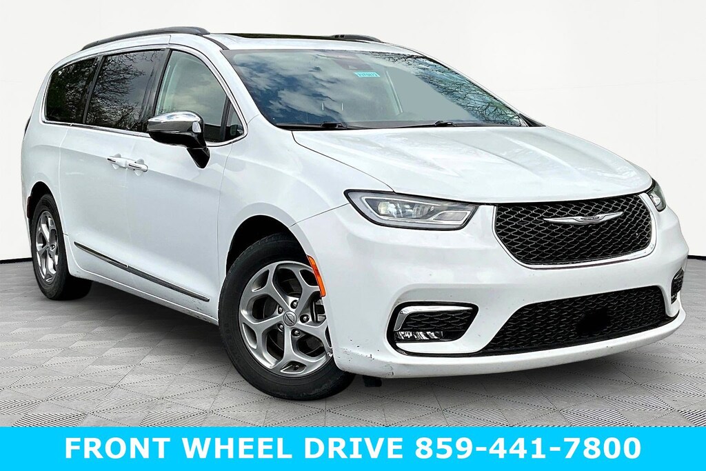 Used 2023 Chrysler Pacifica Limited FWD Van Passenger Van