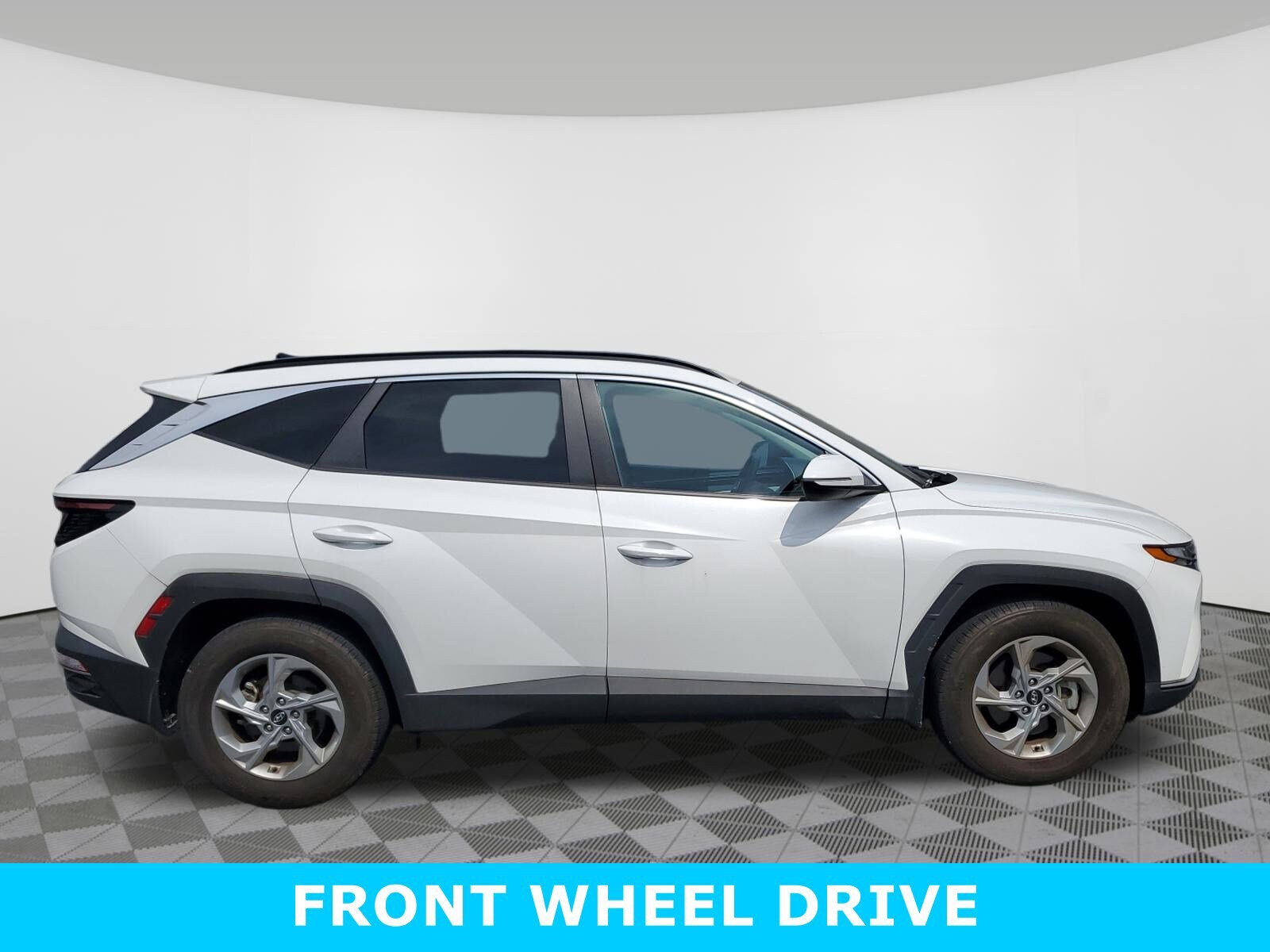 2023 Hyundai Tucson SEL photo 2