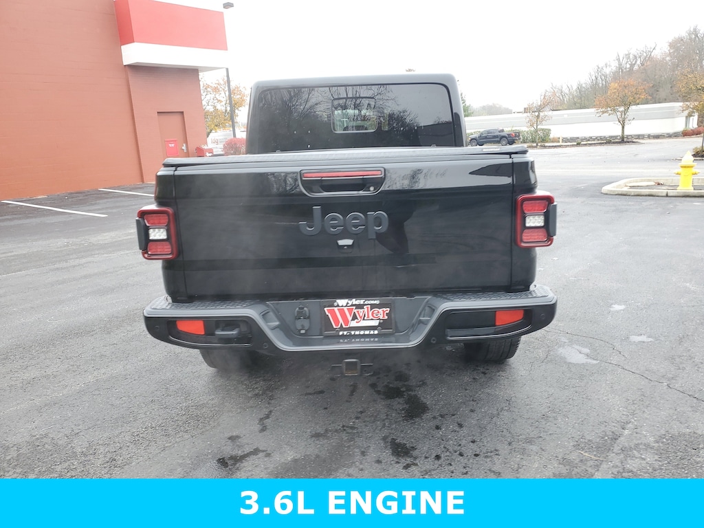 Used 2022 Jeep Gladiator High Altitude 4x4 Truck Crew Cab