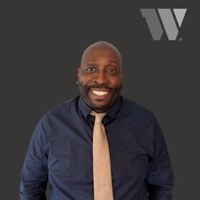 Staff member David Paxton from ID_97d9d1077db5