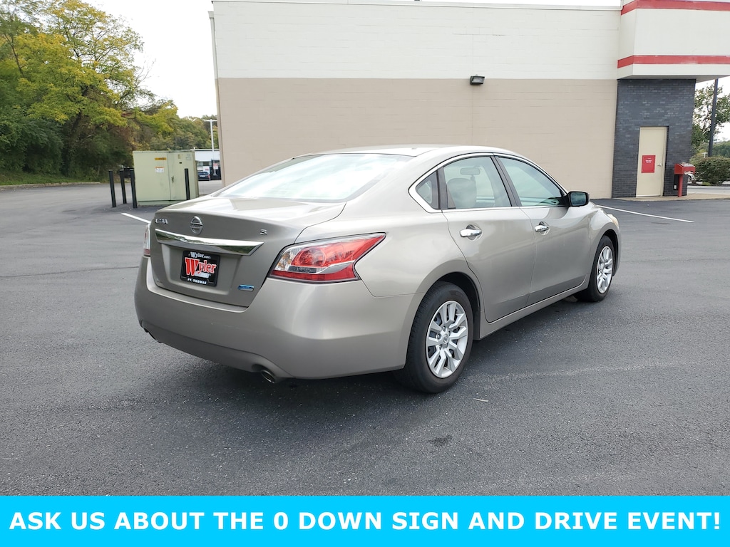 Used 2014 Nissan Altima 4dr Sdn I4 2.5 S Sedan