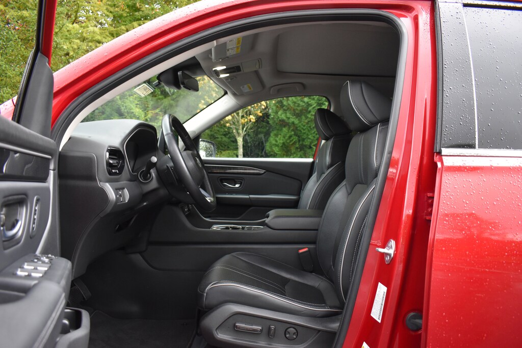 Used 2023 Honda Pilot Elite AWD SUV