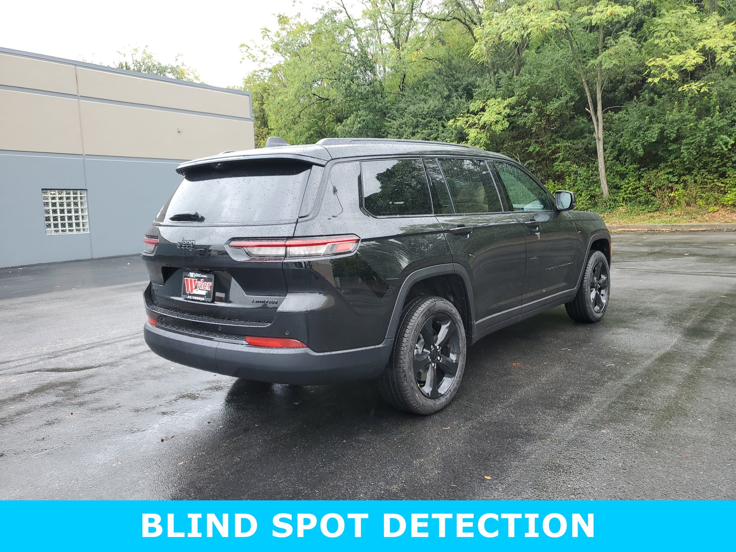 2025 Jeep Grand Cherokee Limited photo 4