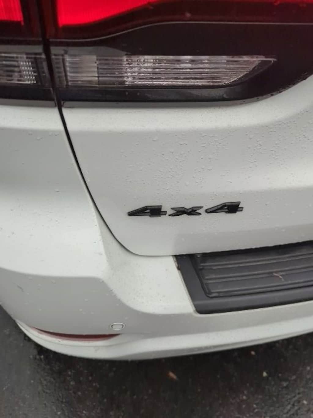 Used 2020 Jeep Grand Cherokee Altitude 4x4 SUV