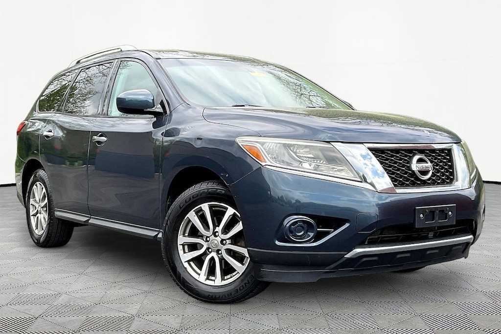 Used 2015 Nissan Pathfinder 4WD 4dr S SUV