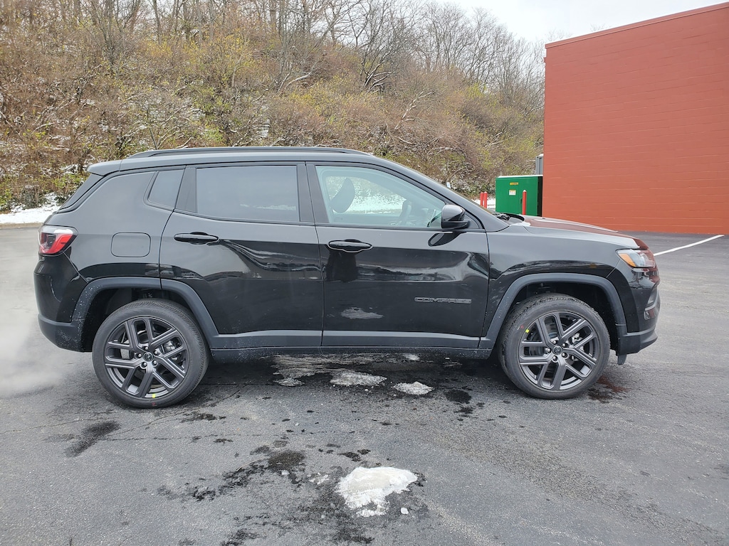 New 2026 Jeep Compass LATITUDE ALTITUDE 4X4 Sport Utility