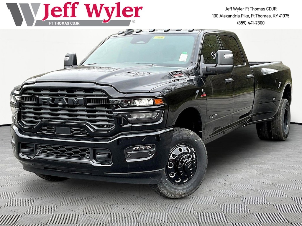 New 2026 Ram 3500 BIG HORN CREW CAB 4X4 8' BOX Pickup