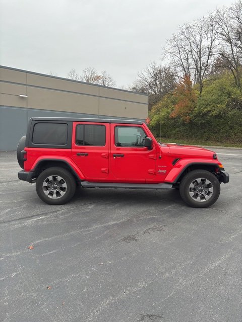 2020 Jeep Wrangler Unlimited Sahara photo 2
