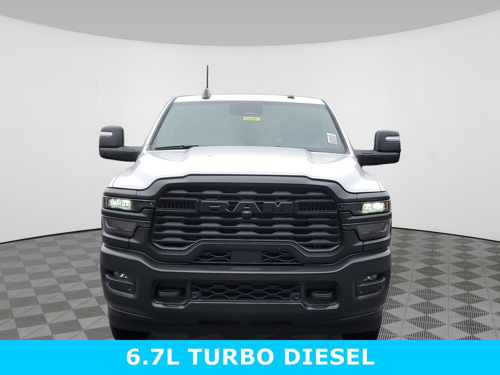 2025 Ram 2500 Tradesman photo 2