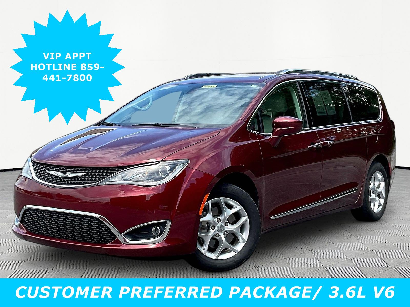 2020 Chrysler Pacifica Touring L Plus's photo