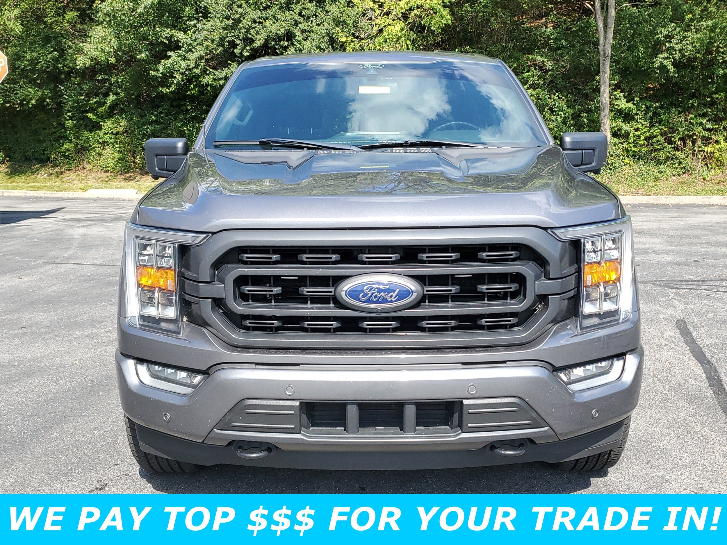 2021 Ford F-150 XLT photo 2