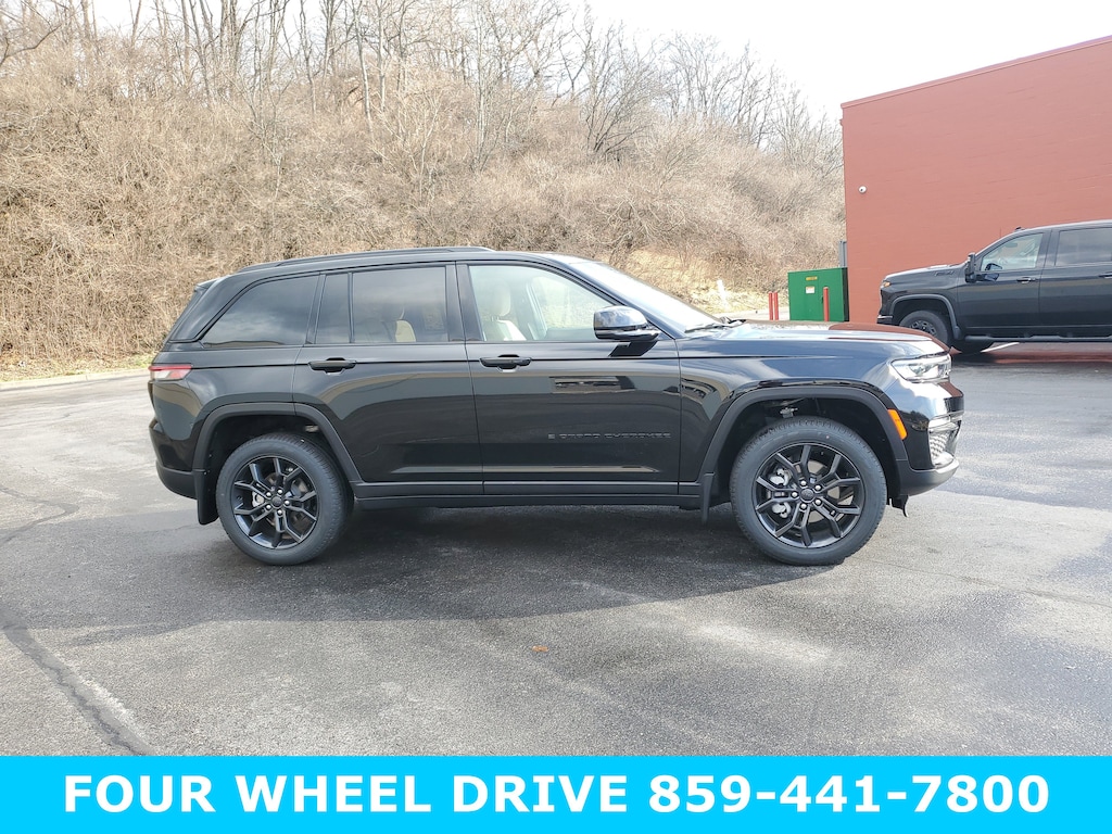 New 2025 Jeep Grand Cherokee LIMITED 4X4 Sport Utility