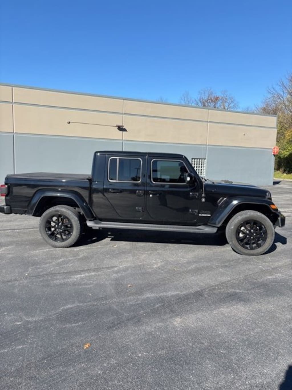 Used 2022 Jeep Gladiator High Altitude 4x4 Truck Crew Cab