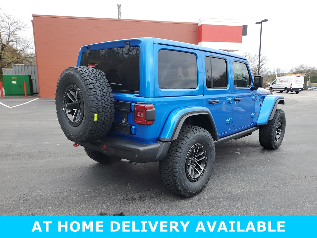 New 2026 Jeep Wrangler 4-DOOR RUBICON X Sport Utility