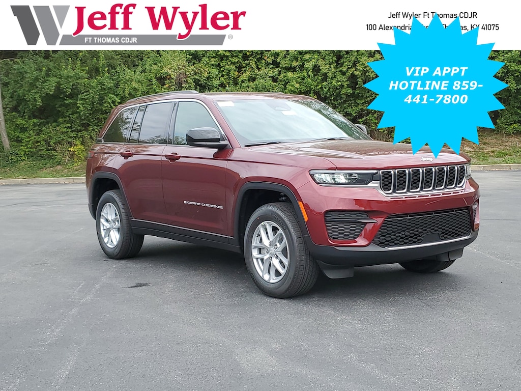 New 2025 Jeep Grand Cherokee LAREDO X 4X4 Sport Utility