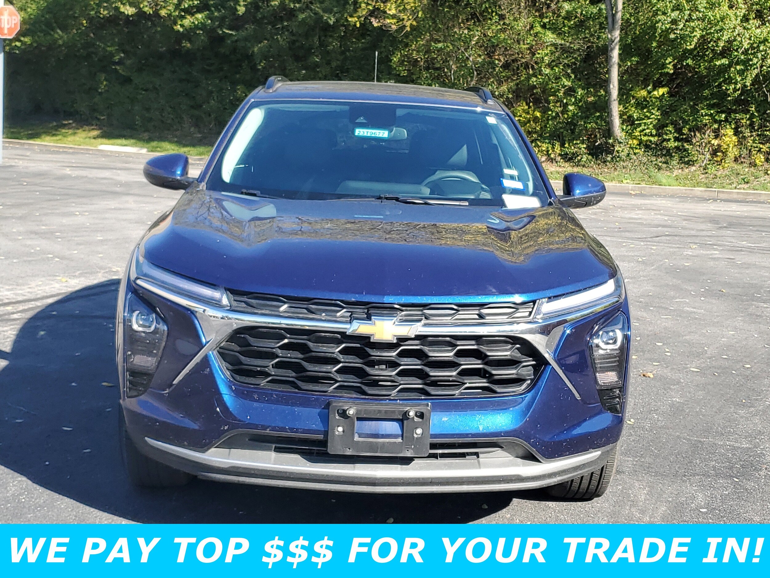 2024 Chevrolet Trax LT photo 2