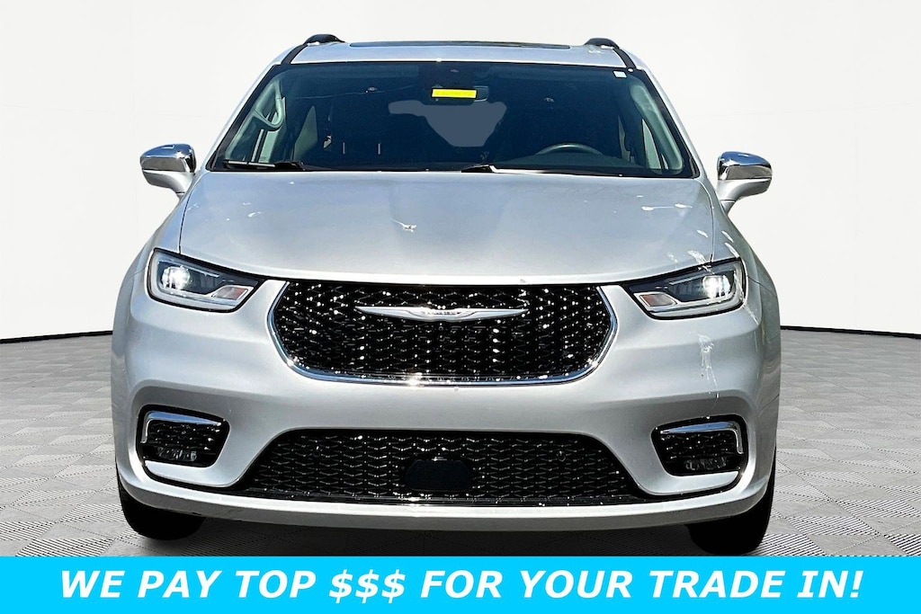 Used 2022 Chrysler Pacifica Limited AWD Van Passenger Van