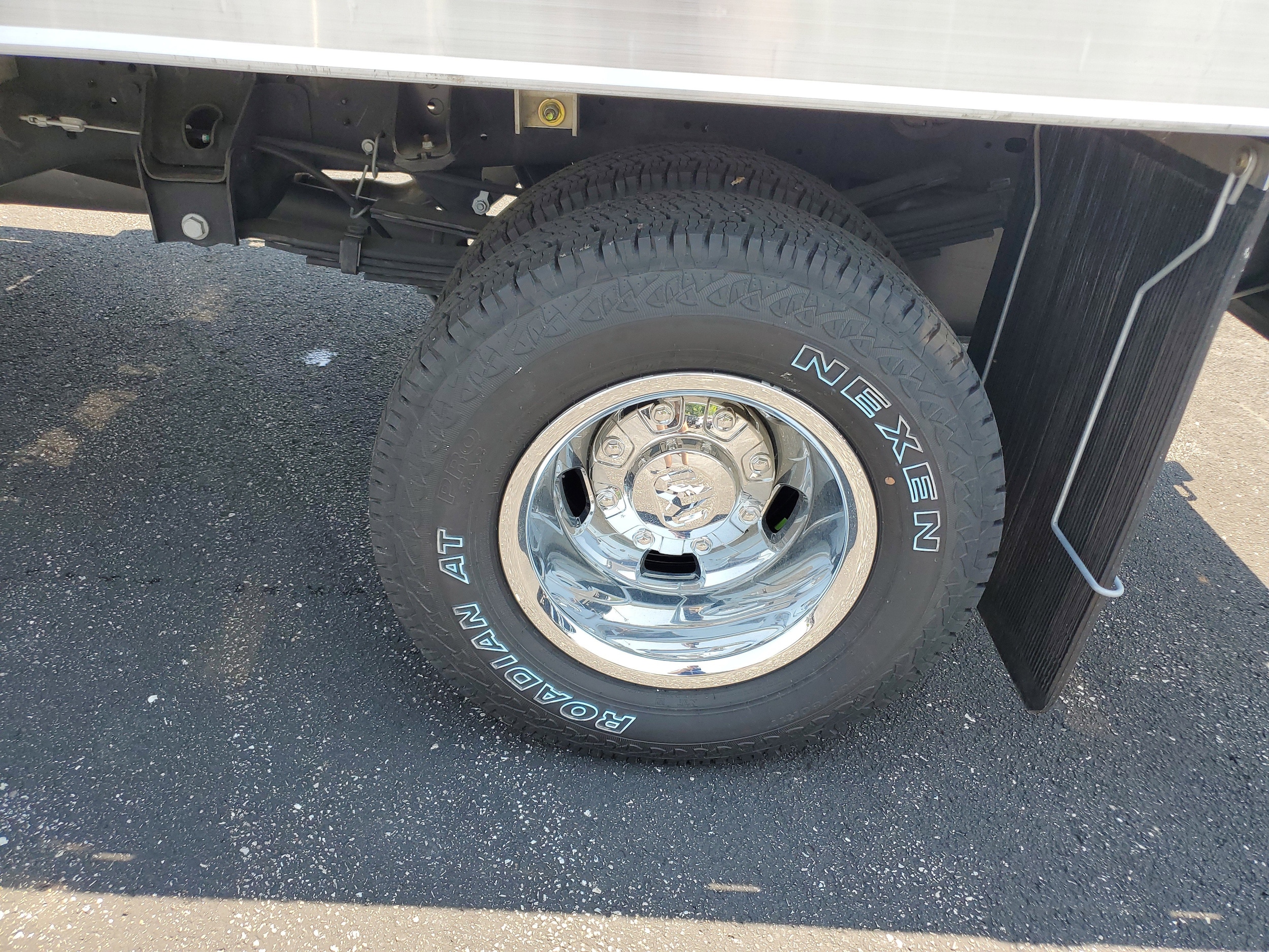 2024 RAM 3500 Chassis Tradesman - Photo 8