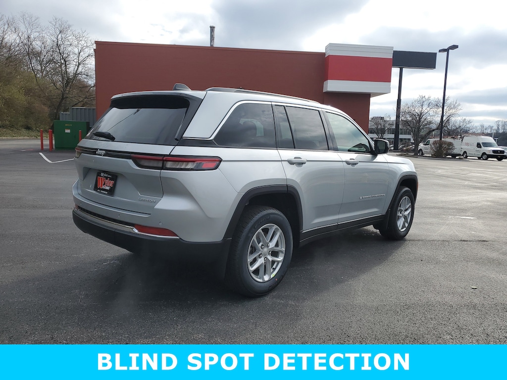 New 2025 Jeep Grand Cherokee LAREDO X 4X4 Sport Utility