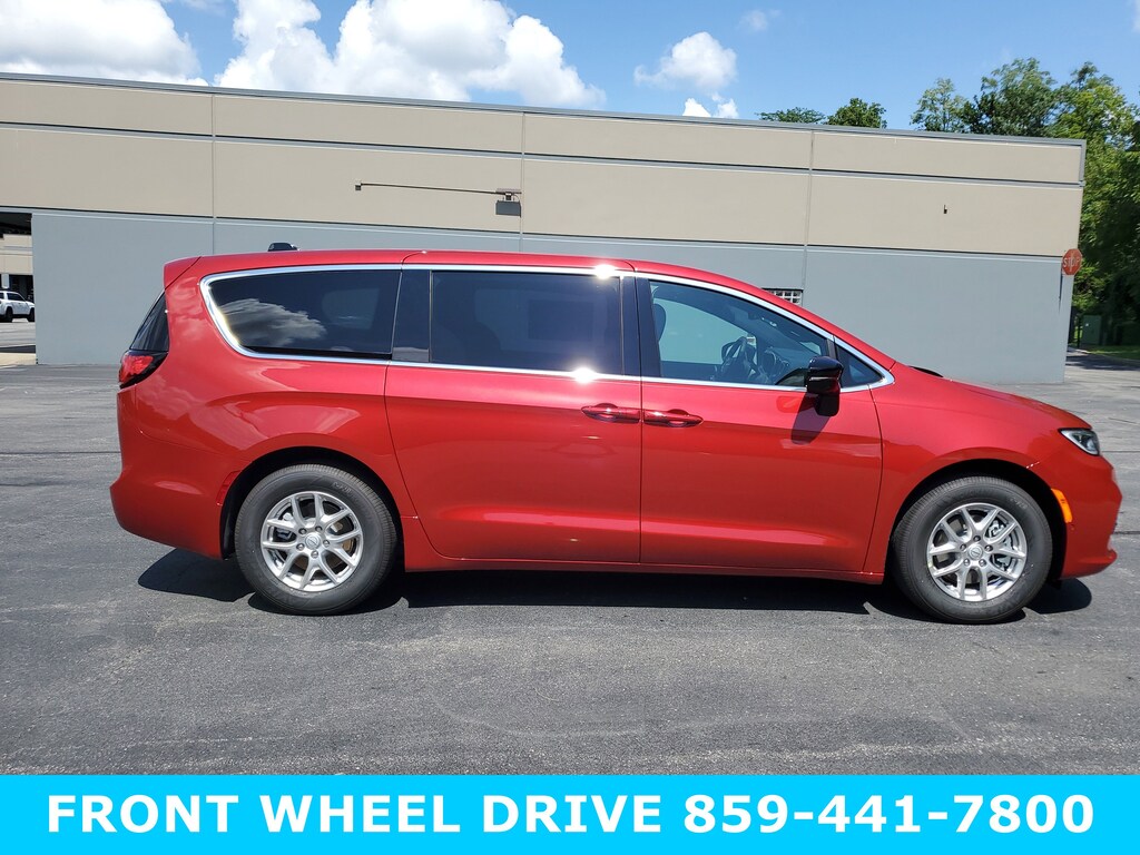 New 2026 Chrysler Pacifica SELECT Passenger Van