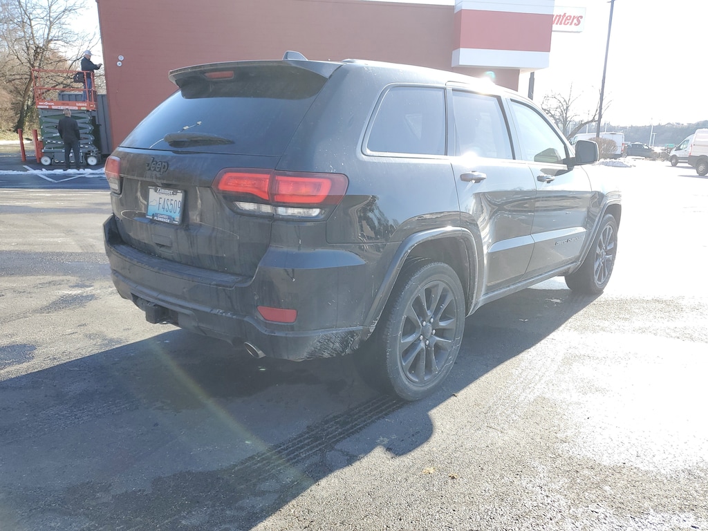 Used 2017 Jeep Grand Cherokee Altitude 4x4 *Ltd Avail* SUV