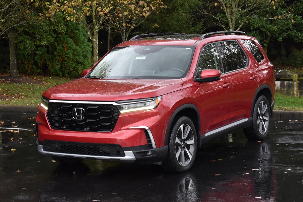 Used 2023 Honda Pilot Elite AWD SUV