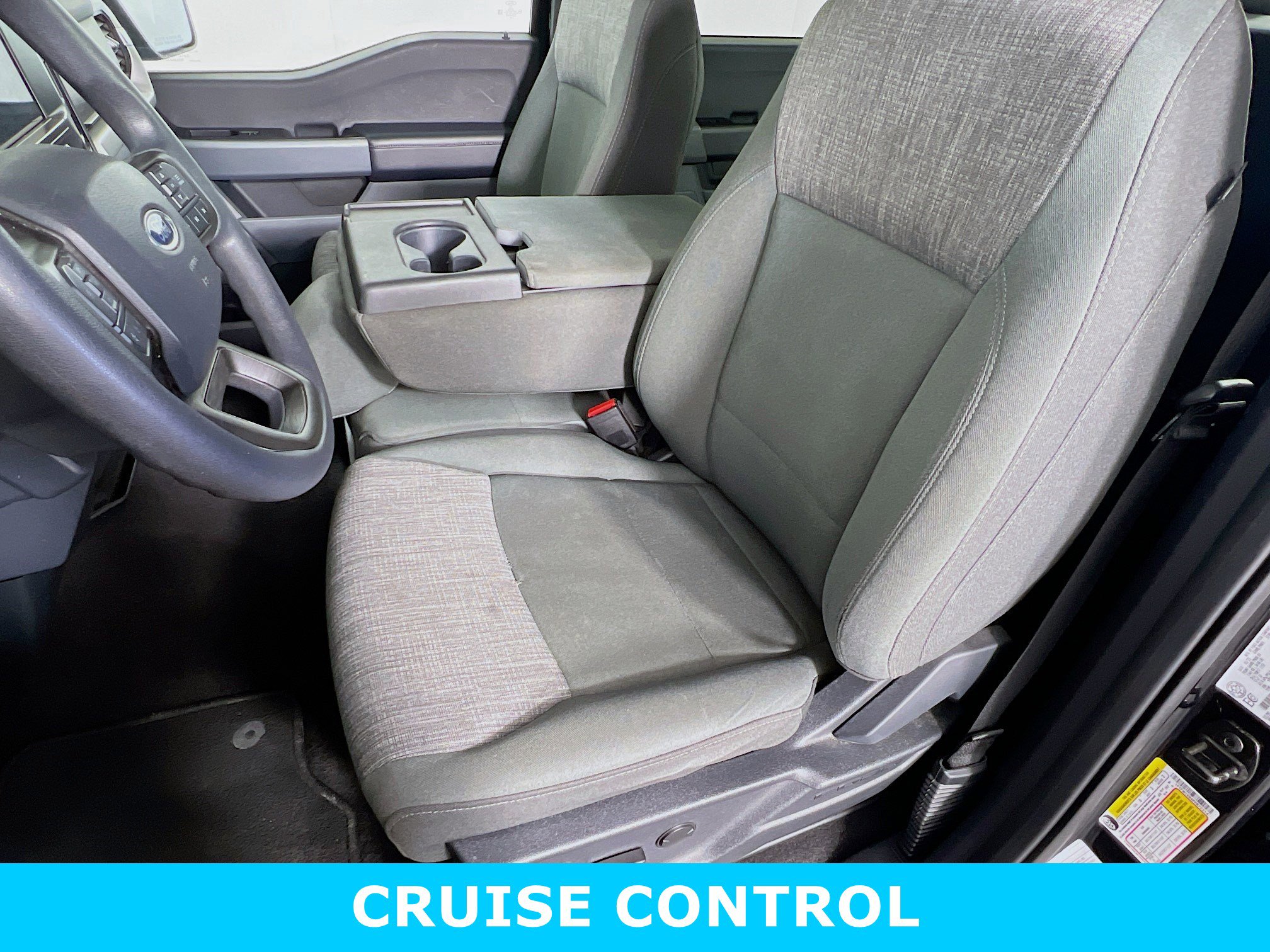 2023 Ford F-150 XLT photo 3