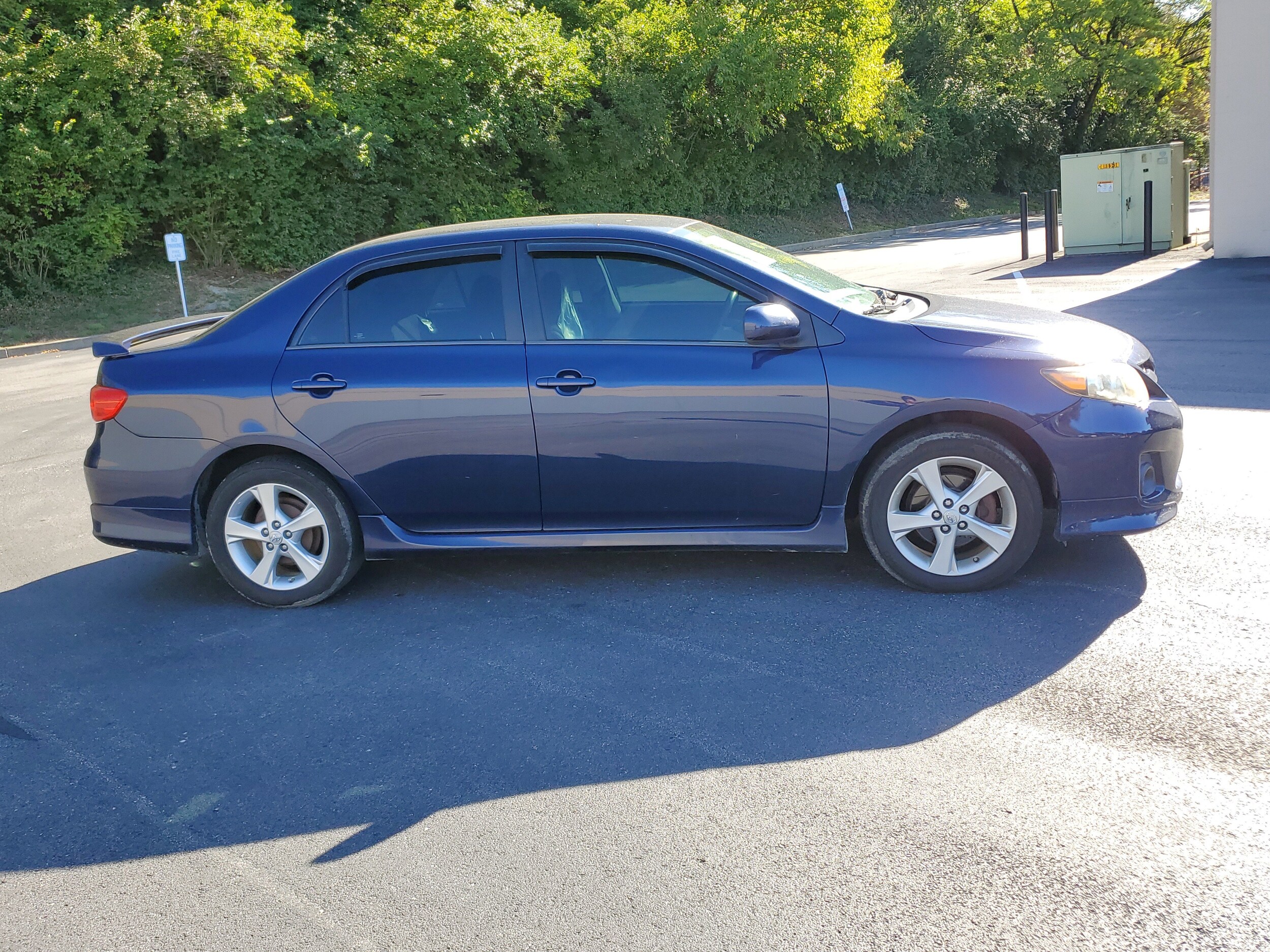 2013 Toyota Corolla S photo 3