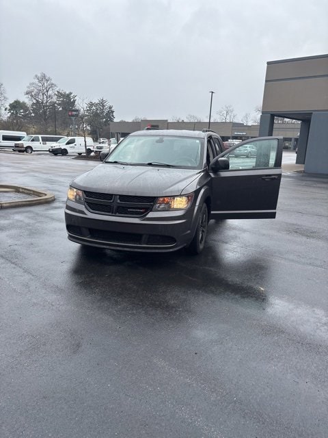 2020 Dodge Journey SE's photo