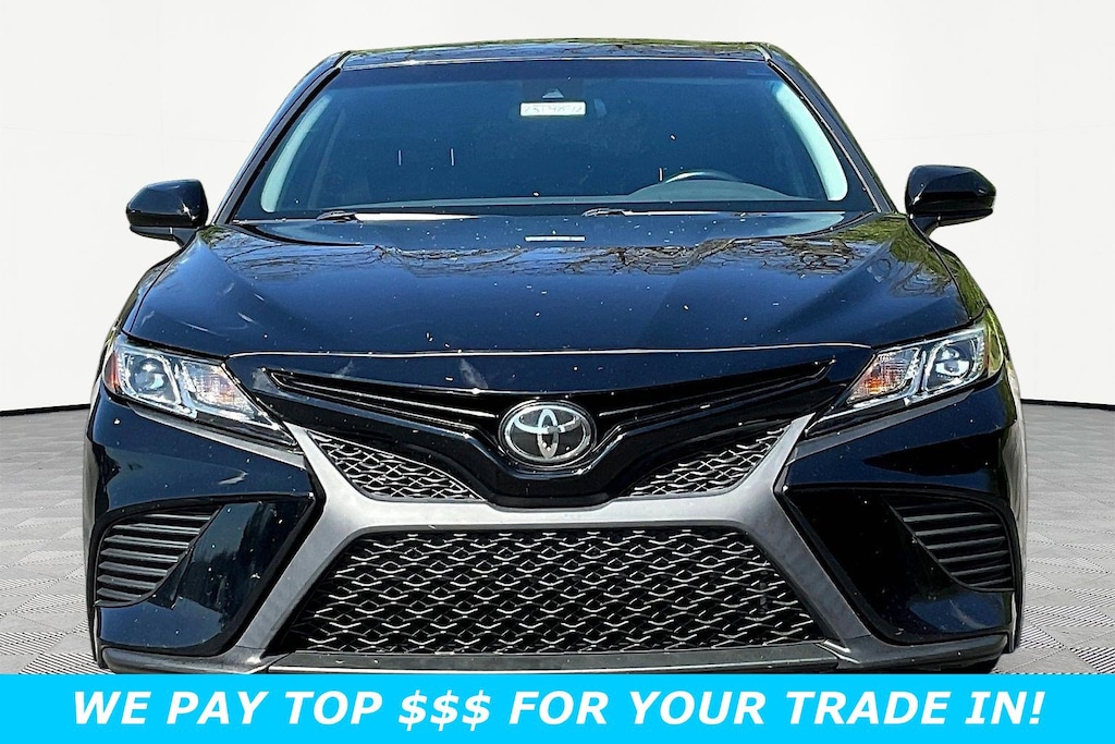 Used 2019 Toyota Camry SE Auto Sedan