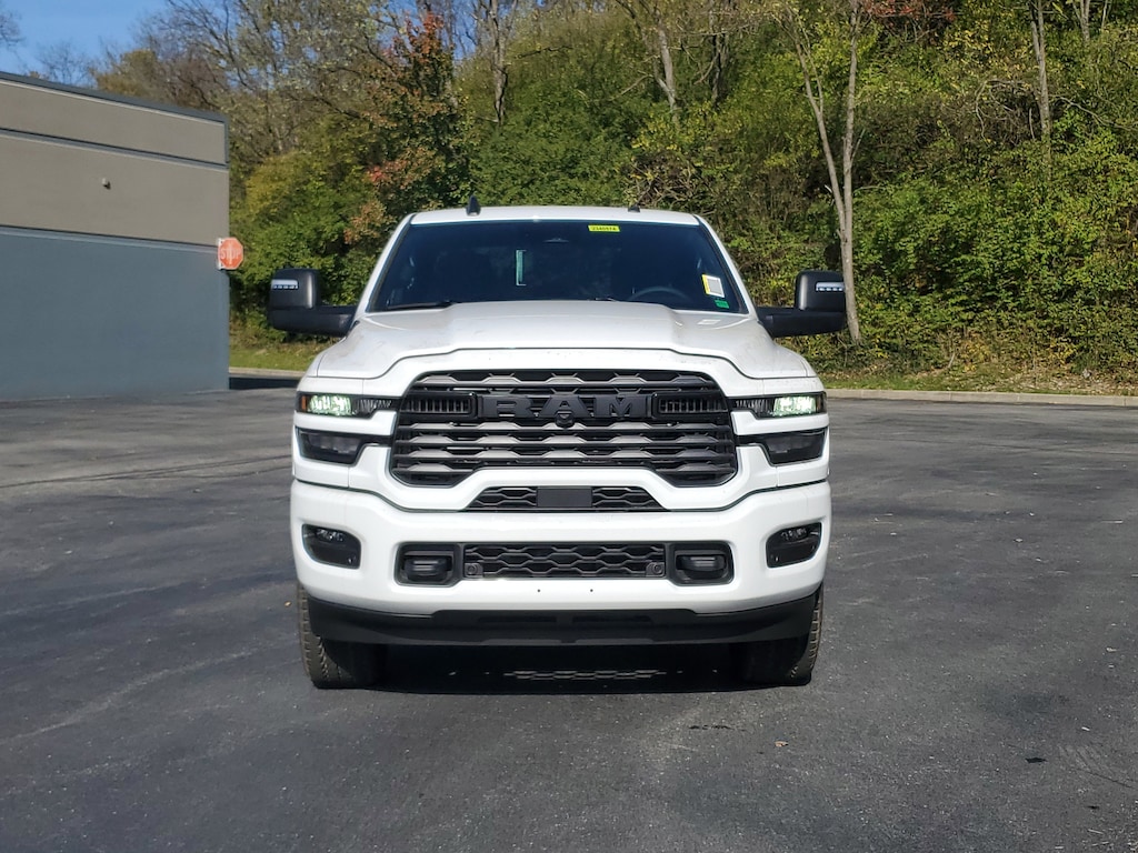 New 2026 Ram 2500 BIG HORN CREW CAB 4X4 6'4 BOX Pickup