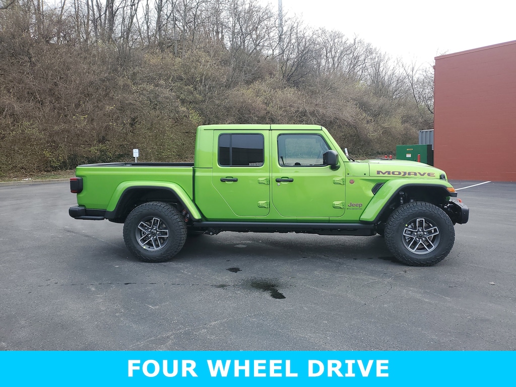 New 2026 Jeep Gladiator MOJAVE X 4X4 Pickup